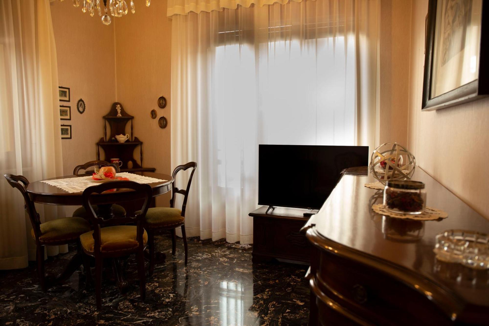 Casa Giuly Apartment Parma Luaran gambar